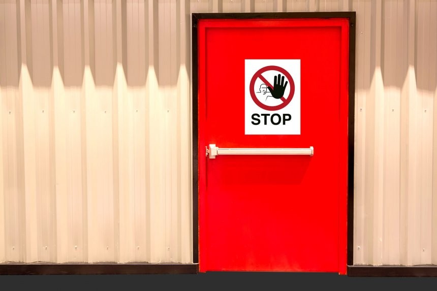 Avery verbodsetiketten voor in magazijn of productielocatie