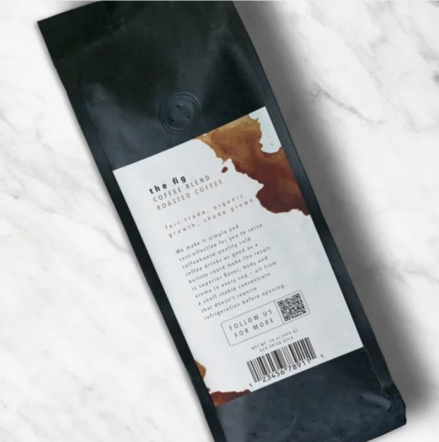 Etiket op pak koffiebonen met barcode