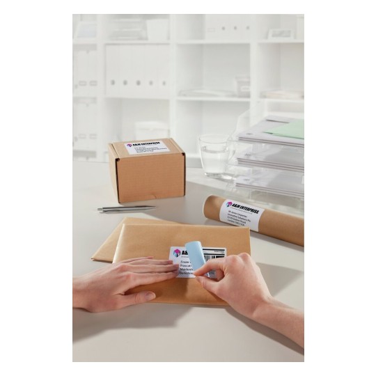 Labels 4 Parcels Packages BlockOut assorted parcels portrait Appl4