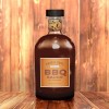 vierkant etiket kunststof op fles bbqsaus