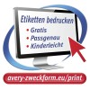 De afbeelding toont een computer met een afbeelding van een scherm waarop staat 'Etiketten bedrucken', met opsommingen van 'Gratis', 'Passgenau', en 'Kinderleicht'.